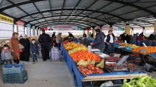 Haliliyeye modern semt pazarı kazandırıldı