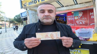 Hatalı basım parayı koleksiyonculara satmak istiyor