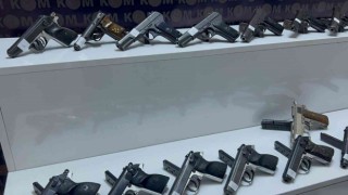 Hatayda 30 ruhsatsız tabanca ele geçirildi