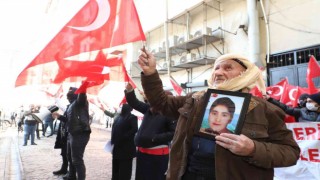 HDP binasında Ölürüm Türkiyem şarkısı çalındı