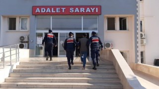 Hırsızı ayak izi ele verdi