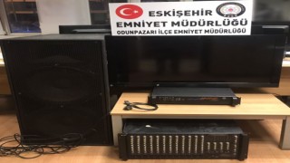 Hırsızlık şüphelisi 2 kişi tutuklandı, çalıntı eşyalar ele geçirildi