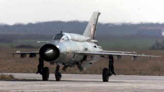 Hırvatistanda Mig-21 savaş uçağı düştü