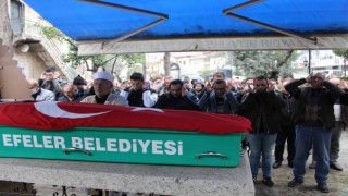 Hülya hemşire 12 yıl savaştığı kansere yenik düştü