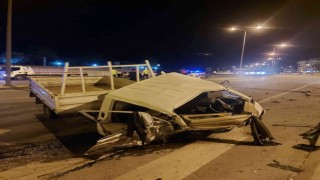 İki otomobilin çarpıştığı kazada 1 ölü, 1 yaralı