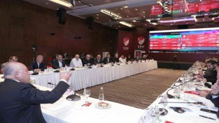 İlk kez Süper Lig kulüp başkanlarıyla birlikte Dijital Hakem Ataması yapıldı