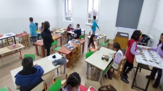 İlkokul öğrencilerine Akıl ve Zeka Oyunları Kursu