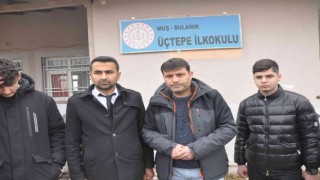 İnegölden gelip okulu onarıp öğrencilere kırtasiye ve giyim desteği verdiler