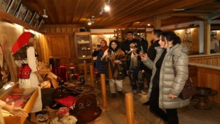 İnegölün değerleri yabancı turistlere tanıtılıyor