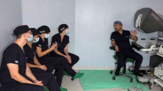 İngiliz ve Amerikalı hekimlere Türk doktorlardan eğitim