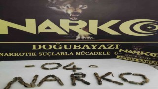 İran uyruklu şahsın midesinden 55 kapsül afyon sakızı ele geçirildi
