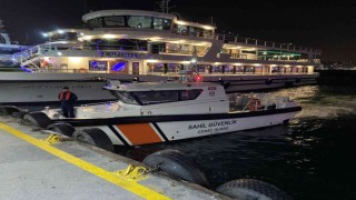 İstanbul Boğazında yılbaşı öncesi teknelere kaçak ve sahte içki denetimi
