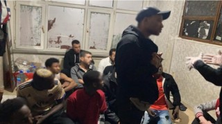 İstanbulda kaçak göçmenlere evlerini kiralayanlara operasyon: 11 gözaltı