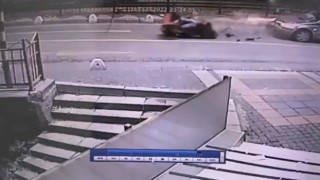 İstanbulda motosikletli kuryenin öldüğü feci kaza kamerada