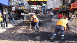 İstiklal Caddesi 2. etapta asfalt çalışmaları başladı