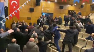 İYİ Partinin Rize Merkez İlçe Kongresinde kavga çıktı