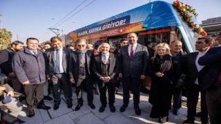 İzmir Büyükşehir Belediyesinden Çiğliye yeni yıl hediyesi