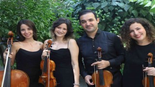 İzmir Ekonomiden yeni yıla özel program