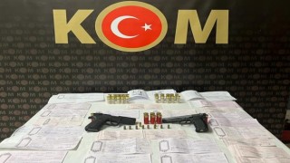 İzmir polisinden tefecilere operasyon