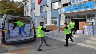 İzmirde 600 okulda 25 bin öğrenciye bot ve mont