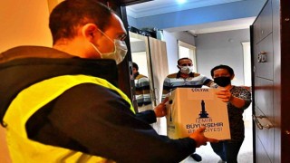 İzmirde çölyak ve fenilketönüri hastalarına 4 bin 500 gıda paketi