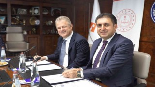 İZTO ve MEBden mesleki eğitimde “İzmir “ Modeli için iş birliği