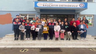 Jandarma ekipleri Köşklü öğrencileri bilgilendirdi