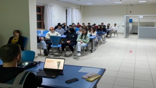 Kadın öğrencilere KADES anlatıldı