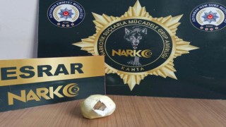 Kahta yolcu minibüsüne uyuşturucu baskını