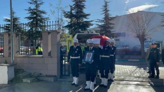 Kalbine yenik düşen polis memuru için tören düzenlendi