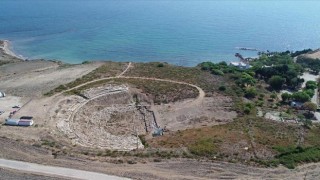 Karataşın tarihi Cilalı Taş Devrine kadar uzanıyor