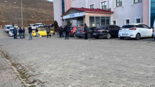 Karlıovada öğrenci servisi kız kardeşlere çarptı: 1 ölü, 1 yaralı