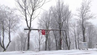 Kartepe beyaza büründü