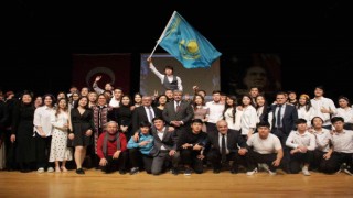Kazakistanın bağımsızlık günü Kütahyada coşkuyla kutlandı