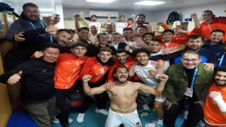 Kepez Belediyespor zirveye yerleşti