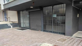 Kiralık dükkanlar boş kaldı