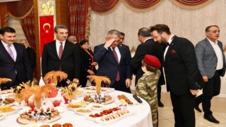 KKTC Antalya Başkonsolosu Topçu: Güzel adamız, anavatan Türkiyenin yardımları ile başı dik, onurlu ve özgür bir şekilde yaşıyor