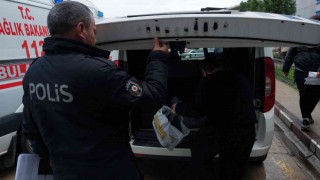 Konserveden zehirlenen yabancı uyruklu şahıs, sahte mühürden hastanede gözaltına alındı