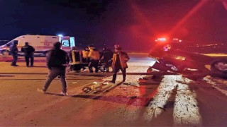 Kontrolden çıkan otomobil kavşakta takla attı: 3 yaralı