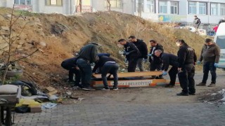 Konyada 1 kişi yol kenarında ölü olarak bulundu