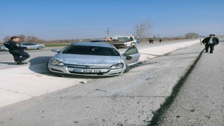 Konyada kontrolden çıkan otomobil takla attı: 6 yaralı