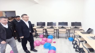 Köy derneğinden Çamoluk ilçesindeki okullara bilgisayar sınıfı