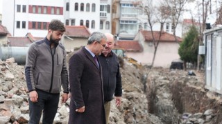 Kütahya 30 Ağustos İş Merkezi ve Zanaat Çarşısı inşaatında hafriyat çalışmaları başladı