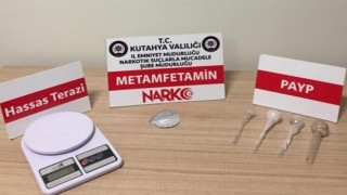 Kütahyada 2 uyuşturucu taciri tutuklandı