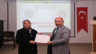 Kütahyada “Aile okulu” eğitimlerine rekor katılım