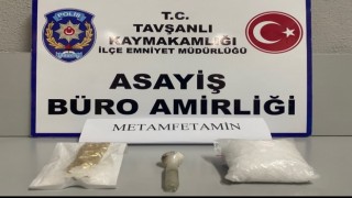 Kütahyada uyuşturucu madde ticareti yapan şahıs tutuklandı