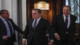 Lavrov ve Bayramov imzalanan kritik anlaşmaları görüştü