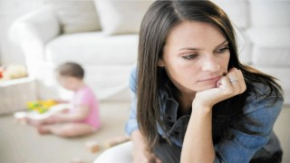Lohusa depresyonu, anne ve bebek için ciddi sonuçlar oluşturabilir