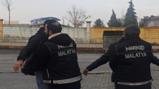 Malatyada polisinden okul çevrelerinde denetim
