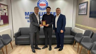 Manisa Genç Memur Sende bayrak değişimi